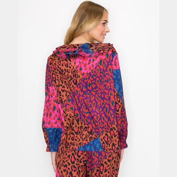 LIKE NEW!! JOH APPAREL Wanice Cascade Ruffle Printed Charmeuse Top/Size Medium - Picture 9 of 10